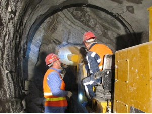 十餘(yu)台徐工掘(jué)進機貴陽(yang)地鐵展風(fēng)采